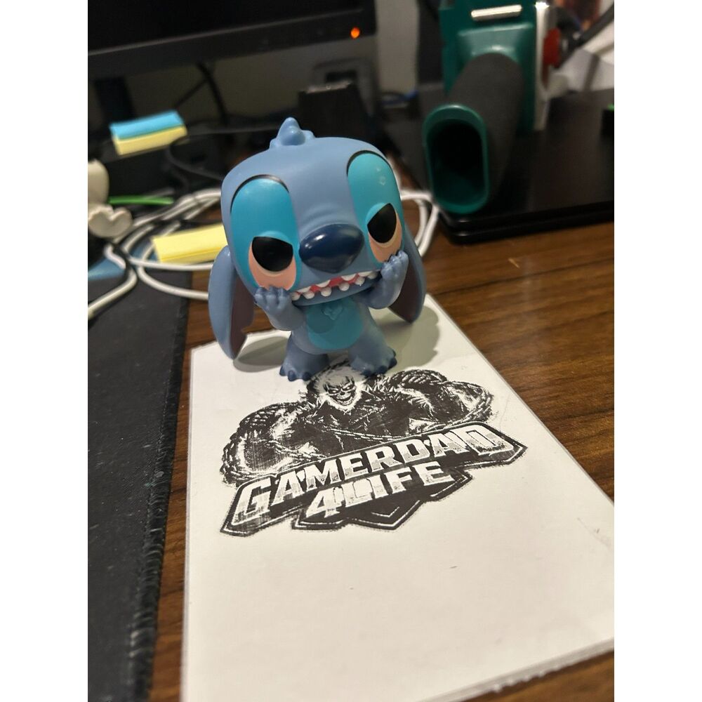 Funko Pop! Disney - Lilo & Stitch - Annoyed Stitch # 1222 EE Exclusive